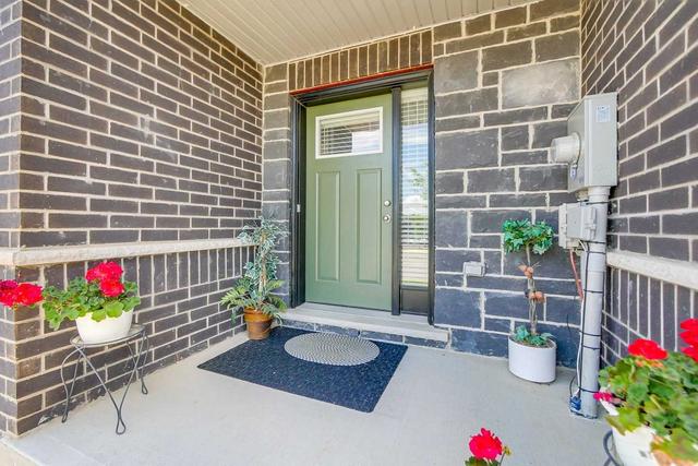 63 Woodedge Circ, House attached with 3 bedrooms, 3 bathrooms and 2 parking in Kitchener ON | Image 34