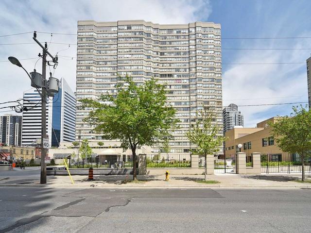 1602 - 30 Greenfield Ave, Condo with 1 bedrooms, 2 bathrooms and 1 parking in Toronto ON | Image 12