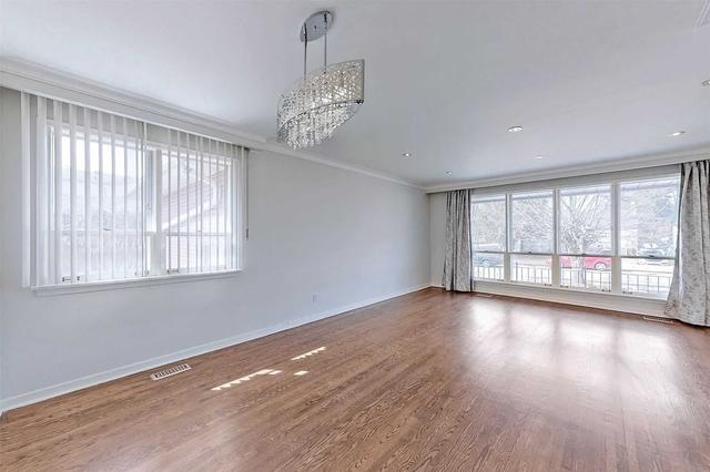 79 Patricia Ave, House detached with 3 bedrooms, 1 bathrooms and 2 parking in Toronto ON | Image 38