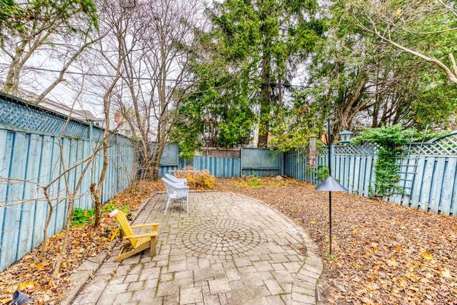 224 Bowood Ave, House detached with 3 bedrooms, 3 bathrooms and 2 parking in Toronto ON | Image 32