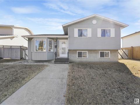 9311 168 Av Nw, House detached with 4 bedrooms, 2 bathrooms and 2 parking in Edmonton AB | Card Image