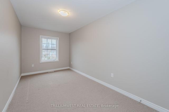 36 Robert Peel Rd, Townhouse with 3 bedrooms, 3 bathrooms and 2 parking in Kitchener ON | Image 15