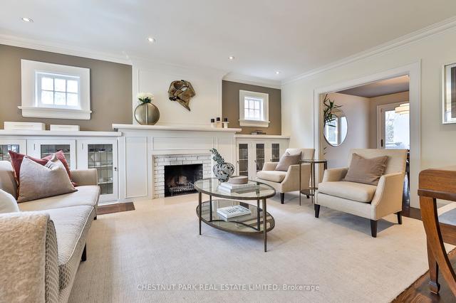 62 Chaplin Cres, House detached with 5 bedrooms, 4 bathrooms and 3 parking in Toronto ON | Image 23