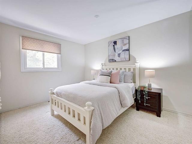 16 Bards Walkway, Townhouse with 3 bedrooms, 3 bathrooms and 2 parking in Toronto ON | Image 15