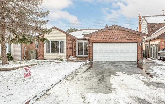 63 Milford Cres, House detached with 3 bedrooms, 3 bathrooms and 8 parking in Brampton ON | Image 1