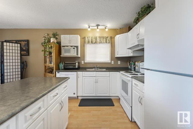 7 - 4911 51 Av, Condo with 2 bedrooms, 1 bathrooms and null parking in Cold Lake AB | Image 10