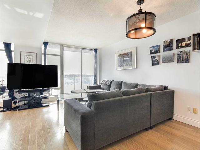 808 - 650 Queens Quay Ave W, Condo with 1 bedrooms, 1 bathrooms and 2 parking in Toronto ON | Image 12