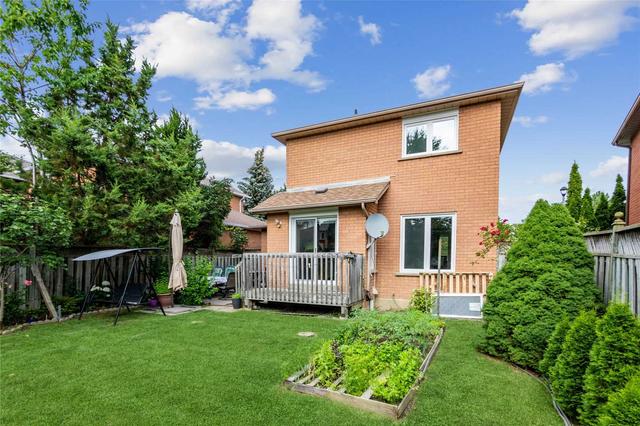 1116 Swinbourne Dr, House detached with 3 bedrooms, 3 bathrooms and 5 parking in Mississauga ON | Image 27