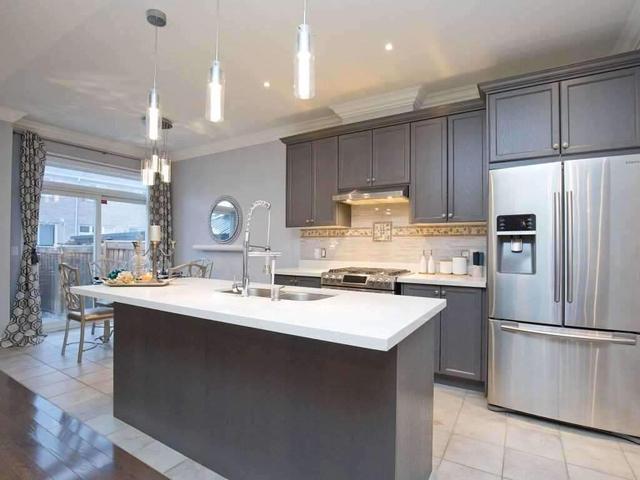 28 Twistleton St, House semidetached with 3 bedrooms, 4 bathrooms and 3 parking in Caledon ON | Image 6