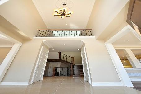 8 Trilogy Crt, House detached with 4 bedrooms, 6 bathrooms and 2 parking in Richmond Hill ON | Image 2