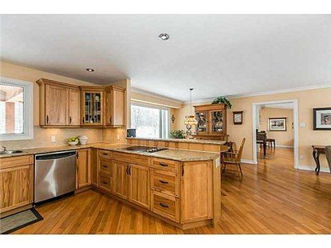 3266 Ridge Rd W, House detached with 2 bedrooms, 3 bathrooms and 6 parking in Oro Medonte ON | Image 10