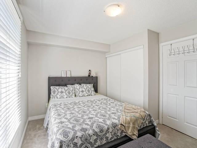 103 - 870 Jane St, Townhouse with 2 bedrooms, 2 bathrooms and 1 parking in Toronto ON | Image 4