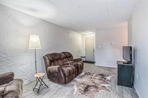 401 - 319 2 Avenue, Condo with 0 bedrooms, 0 bathrooms and 1 parking in Wheatland County AB | Image 9