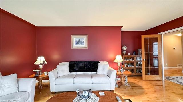 46 Balvina Drive W, House detached with 2 bedrooms, 2 bathrooms and 1 parking in Goderich ON | Image 47