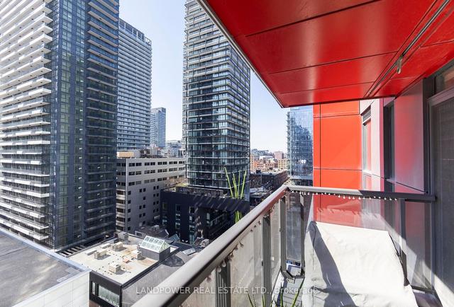1105 - 318 Richmond St W, Condo with 1 bedrooms, 1 bathrooms and 0 parking in Toronto ON | Image 18