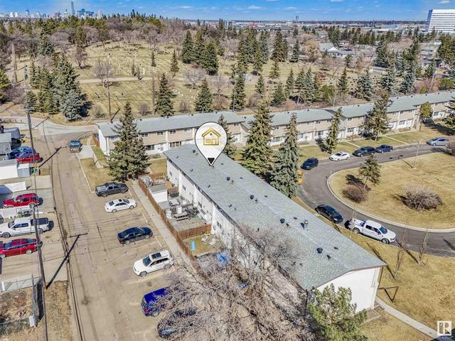 5126 106a St Nw, House attached with 3 bedrooms, 1 bathrooms and null parking in Edmonton AB | Image 10