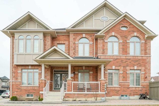 209 Kincardine St, House detached with 4 bedrooms, 4 bathrooms and 3 parking in Vaughan ON | Image 26