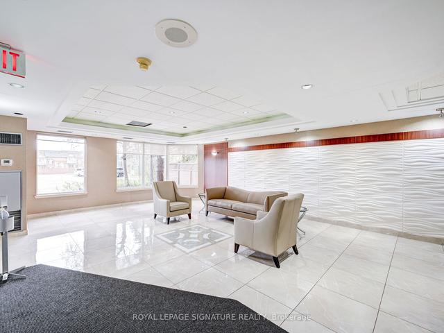 209 - 135 Hillcrest Ave, Condo with 2 bedrooms, 1 bathrooms and 1 parking in Mississauga ON | Image 34