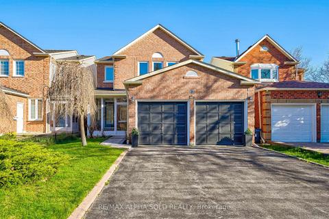126 Chapel Park Sq, House detached with 4 bedrooms, 4 bathrooms and 6 parking in Toronto ON | Card Image