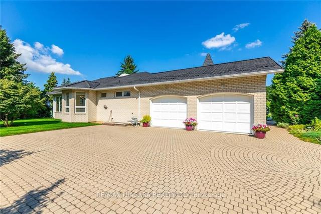 6811 Carmella Pl, House detached with 4 bedrooms, 4 bathrooms and 10 parking in Niagara Falls ON | Image 34