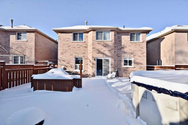 7 Black Willow Dr, House detached with 4 bedrooms, 4 bathrooms and 4 parking in Barrie ON | Image 6