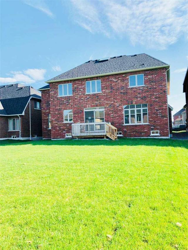 81 Redmond Cres, House detached with 5 bedrooms, 4 bathrooms and 3 parking in Springwater ON | Image 2
