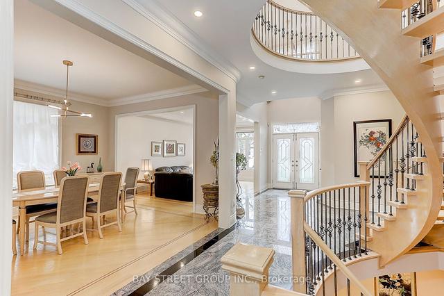 25 Bowan Crt, House detached with 5 bedrooms, 7 bathrooms and 7 parking in Toronto ON | Image 27