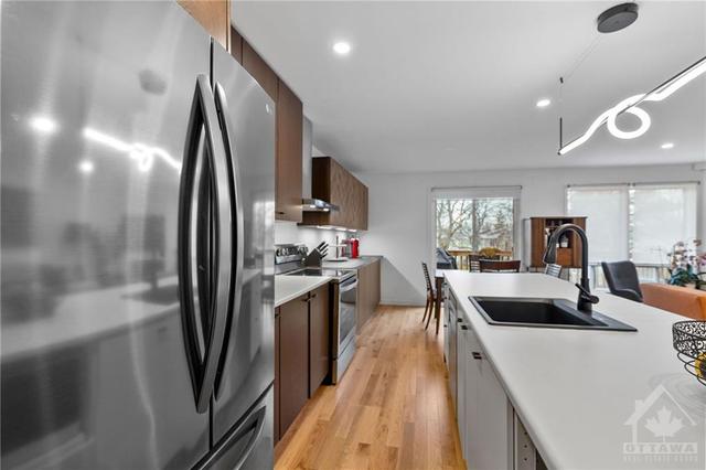 35 Stonehaven Drive, Condo with 2 bedrooms, 2 bathrooms and 2 parking in Ottawa ON | Image 14
