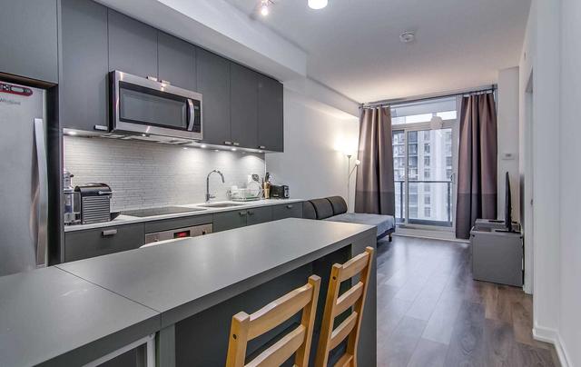 1201 - 56 Forest Manor Rd, Condo with 1 bedrooms, 2 bathrooms and 1 parking in Toronto ON | Image 9