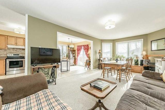 155 Swift Cres, House detached with 3 bedrooms, 4 bathrooms and 3.5 parking in Guelph ON | Image 5