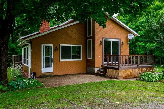 1165 County Road 620 Rd, House detached with 2 bedrooms, 1 bathrooms and 12 parking in North Kawartha ON | Image 21