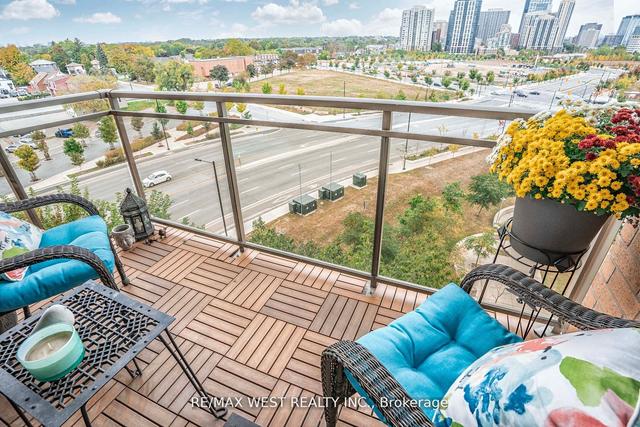 705 - 5229 Dundas St W, Condo with 2 bedrooms, 2 bathrooms and 1 parking in Toronto ON | Image 9