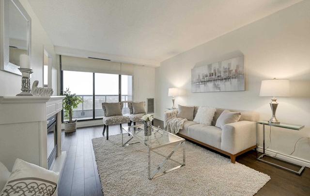 810 - 92 Church St S, Condo with 1 bedrooms, 1 bathrooms and 1 parking in Ajax ON | Image 2
