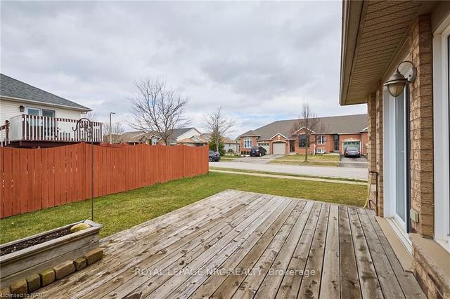 1063 Hansler Rd, House attached with 2 bedrooms, 2 bathrooms and 3 parking in Welland ON | Image 28