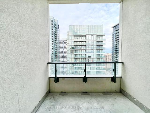 ph4 - 4055 Parkside Village Dr, Condo with 2 bedrooms, 2 bathrooms and 1 parking in Mississauga ON | Image 13