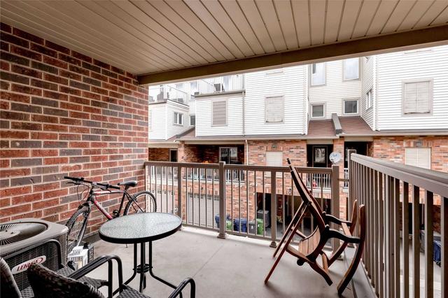 10 Jim Baird Mews, House attached with 4 bedrooms, 4 bathrooms and 1 parking in Toronto ON | Image 9