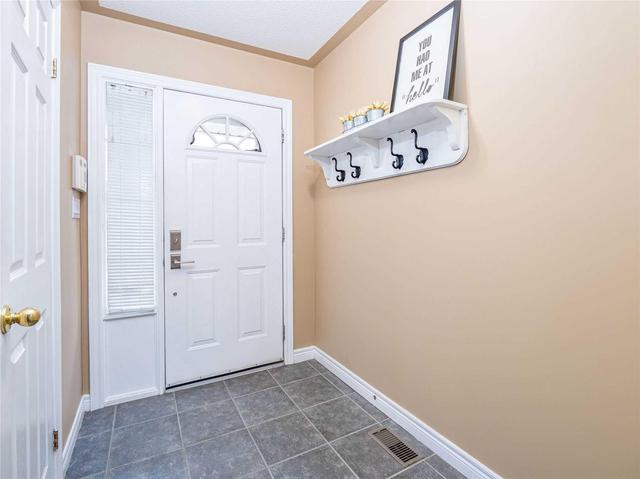 14 - 2151 Walker's Line, Townhouse with 3 bedrooms, 3 bathrooms and 1 parking in Burlington ON | Image 1