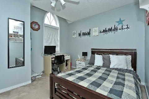 1259 Liveoak St, House detached with 4 bedrooms, 3 bathrooms and 6 parking in Oshawa ON | Image 12