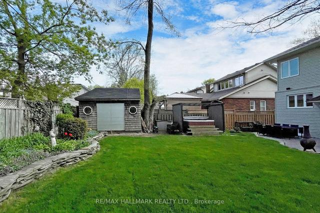 17 Avalon Blvd, House detached with 4 bedrooms, 3 bathrooms and 3 parking in Toronto ON | Image 29