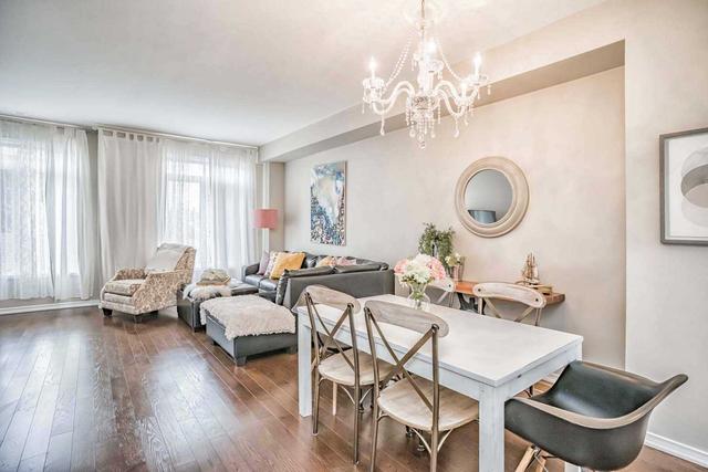 399 Ladycroft Terr, Townhouse with 3 bedrooms, 3 bathrooms and 2 parking in Mississauga ON | Image 4