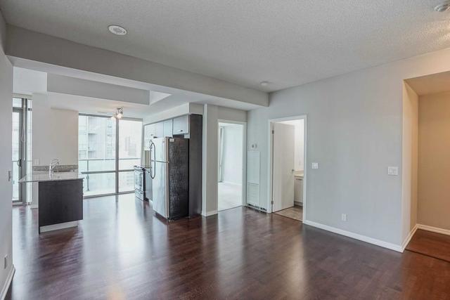 1905 - 832 Bay St, Condo with 2 bedrooms, 2 bathrooms and 1 parking in Toronto ON | Image 23