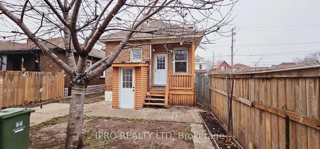 123 Gage Ave N, House detached with 2 bedrooms, 2 bathrooms and 1 parking in Hamilton ON | Image 13