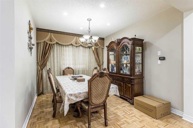 40 Bottlebrush Dr, House detached with 4 bedrooms, 4 bathrooms and 4 parking in Brampton ON | Image 32