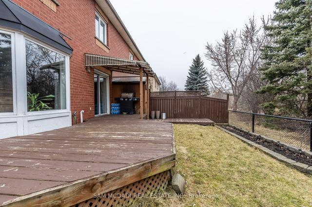 78 Pressed Brick Dr, House attached with 3 bedrooms, 3 bathrooms and 3 parking in Brampton ON | Image 20