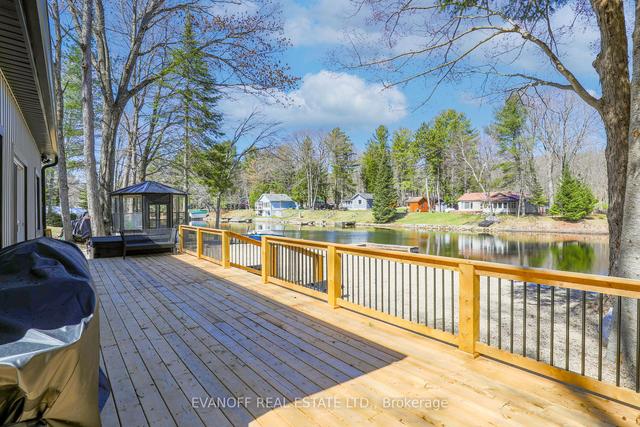 11 Little Bay Dr, House detached with 3 bedrooms, 1 bathrooms and 6 parking in Kawartha Lakes ON | Image 28