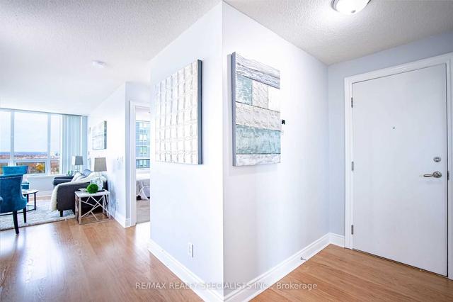 1312 - 15 Greenview Ave, Condo with 2 bedrooms, 2 bathrooms and 1 parking in Toronto ON | Image 32