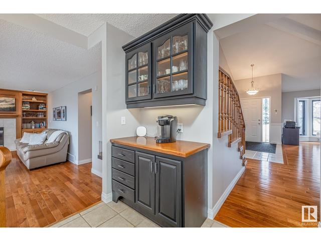 80 Ridgemont Cr, House detached with 6 bedrooms, 4 bathrooms and null parking in Edmonton AB | Image 32