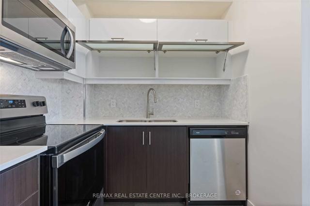 903 - 128 King St N, Condo with 1 bedrooms, 1 bathrooms and 1 parking in Waterloo ON | Image 4
