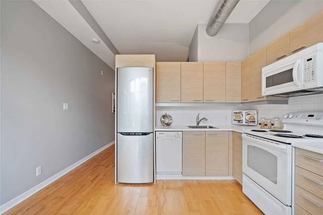 202 - 569 King St E, Condo with 1 bedrooms, 1 bathrooms and 0 parking in Toronto ON | Image 2
