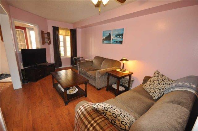 60 Culture Cres, House attached with 3 bedrooms, 2 bathrooms and 2 parking in Brampton ON | Image 5